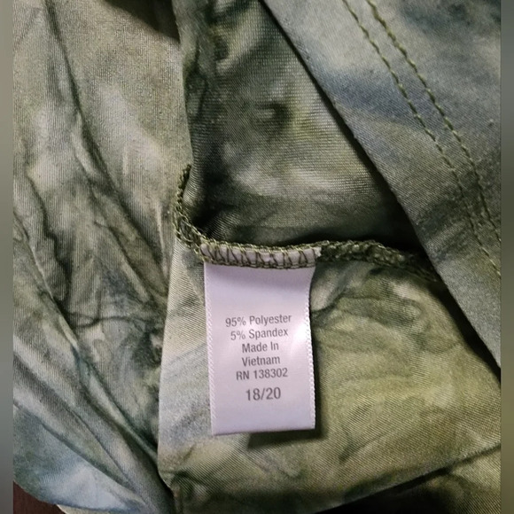 Avenue Womens Stretchy Green V Neck Long Sleeve Blouse - Picture 7 of 9